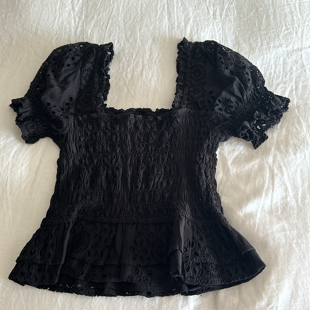 ASTR the label black puff sleeve top. Size small​​​​​​​ - Picture 4 of 5